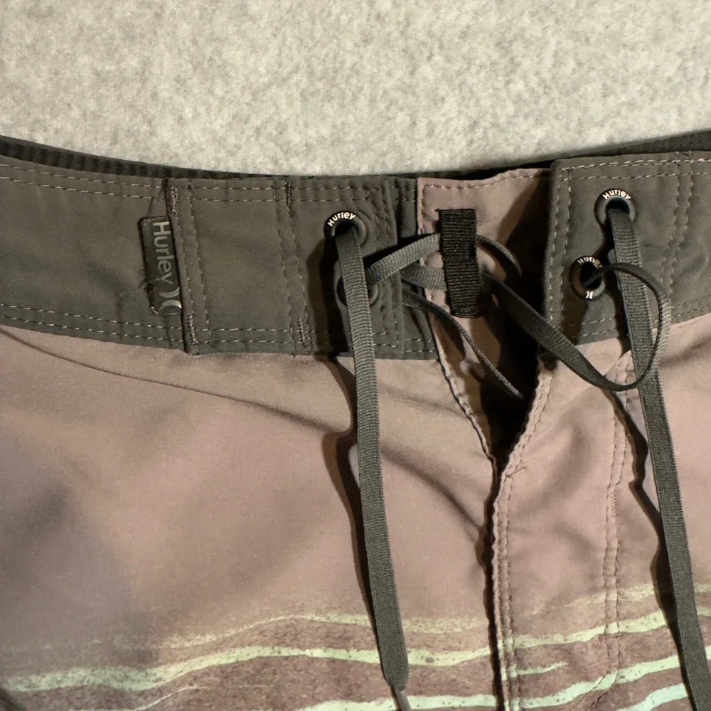 Mens Hurley Board Shorts Size 30 Gray Blue Green Striped Swim Trunks Surf